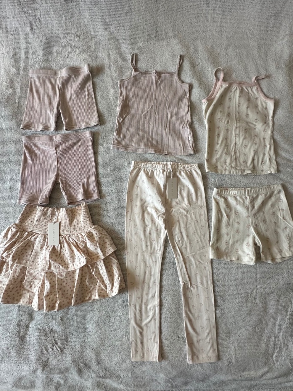 Jamie Kay bundle 7-8 - Picture 1 of 6